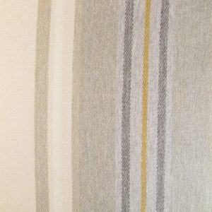 Arncliffe E-U1461-A05, wollen meubelstof met geblokt patroon. | Effabrics.nl