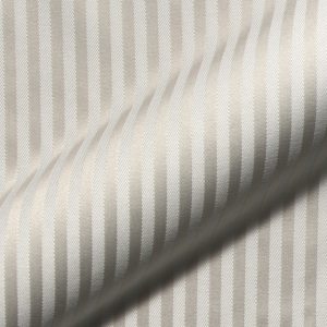 Fein gestreifte, feuerhemmende, klassischer Polsterstoff Rigello FR E5616-845 hell grau